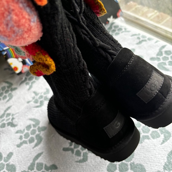 UGG Black Crochet boots women’s 9 NEW IN BOX - Picture 5 of 14